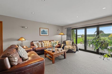 Photo of property in 154 Myross Road, Myross Bush, Invercargill, 9876