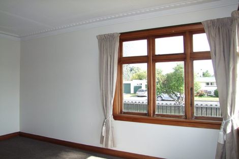 Photo of property in 9 Ossian Street, Milton, 9220