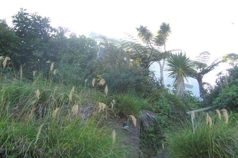 Photo of property in 34 Waitohu Road, York Bay, Lower Hutt, 5013