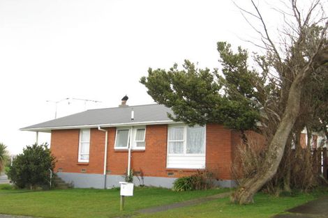 Photo of property in 2 Milford Street, Heidelberg, Invercargill, 9812