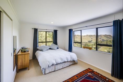 Photo of property in 35 Raratu Road, Kahuranaki, Havelock North, 4295