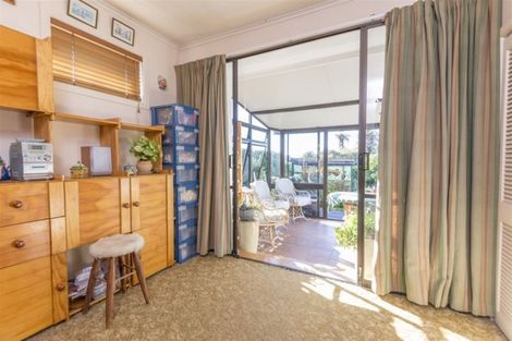 Photo of property in 220 Saint Marys Avenue, Te Awamutu, 3800