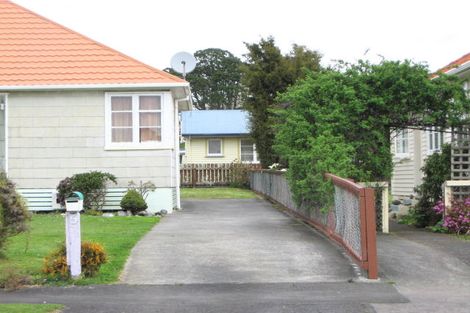 Photo of property in 5 Maranui Street, Welbourn, New Plymouth, 4310
