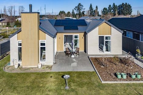 Photo of property in 64 Tutaipatu Avenue, Pegasus, 7612