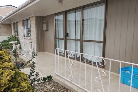 Photo of property in 27 Kamo Road, Regent, Whangarei, 0112