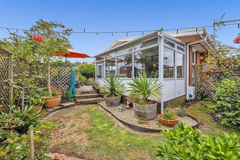 Photo of property in 26 High Street East, Waitara, 4320