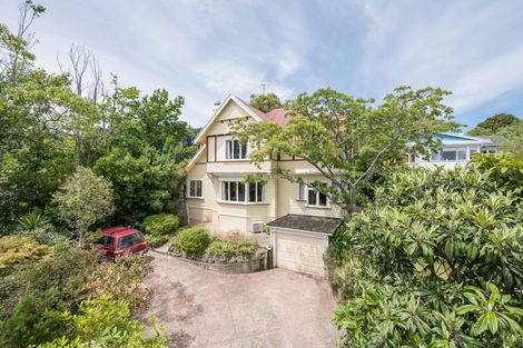 Photo of property in 1 Waimea Road, Nelson South, Nelson, 7010