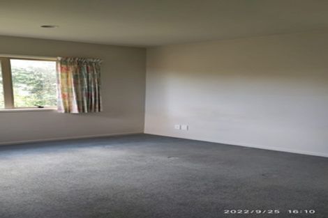 Photo of property in 8a Tide Close, Mount Wellington, Auckland, 1060