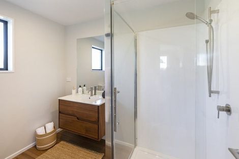 Photo of property in 17 Banks Place, Rangiora, 7400