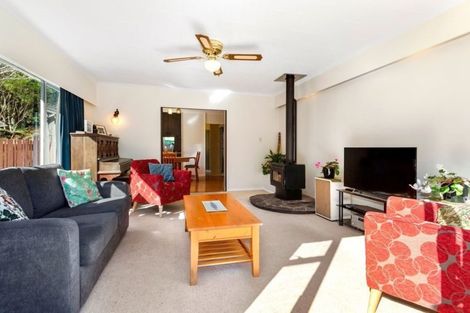 Photo of property in 6b Coates Street, Tawa, Wellington, 5028