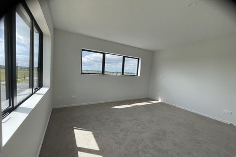 Photo of property in 46 Auranga Drive, Karaka, Papakura, 2113