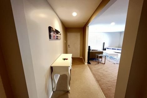 Photo of property in 7 Aldon Lane, The Gardens, Auckland, 2105