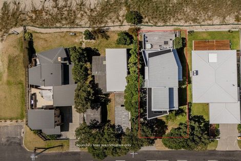 Photo of property in 112 Pohutukawa Crescent, Whangamata, 3620