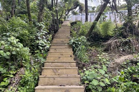 Photo of property in 76 Howard Road, Point Howard, Lower Hutt, 5013