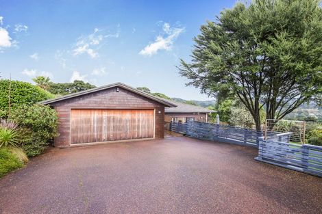 Photo of property in 20 Oratia Drive, Glen Eden, Auckland, 0602