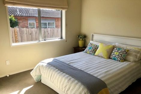 Photo of property in 12 Driftwood Drive, Red Beach, 0932