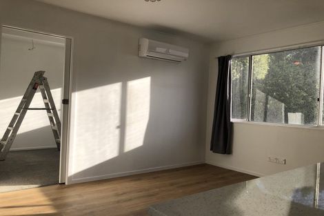 Photo of property in 39 Hindmarsh Street, Johnsonville, Wellington, 6037