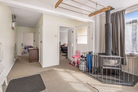 Photo of property in 40 Thyra Street, Dannevirke, 4930