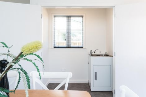 Photo of property in 17 Saint Johns Avenue, Palmerston North, 4414