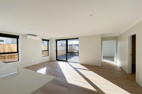 Photo of property in 30 Waruhia Crescent, Rototuna North, 3281