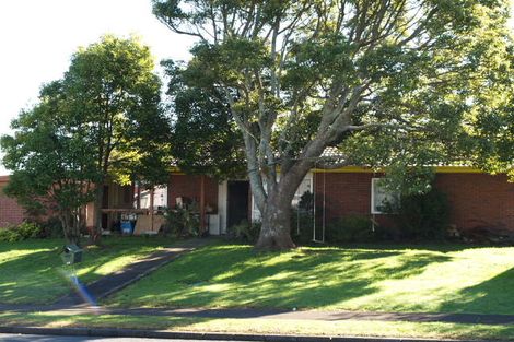 Photo of property in 82 Wickman Way, Mangere East, Auckland, 2024