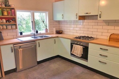 Photo of property in 16 Gordon Street, Southbridge, 7602