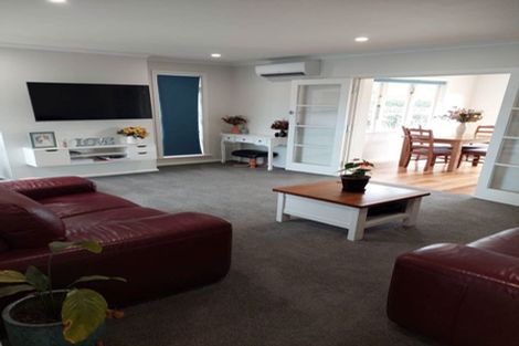 Photo of property in 15 Argyle Grove, Trentham, Upper Hutt, 5018