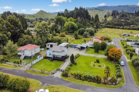 Photo of property in 28 Huia Street, Ohura, 3926