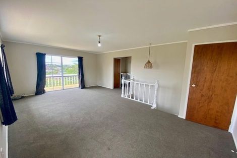 Photo of property in 2/122 Carlisle Road, Browns Bay, Auckland, 0632