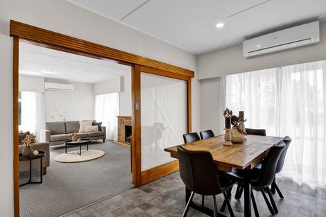 Photo of property in 90 Manawapou Road, Hawera, 4610