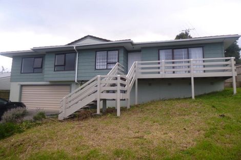 Photo of property in 12 Sumich Place, West Harbour, Auckland, 0618
