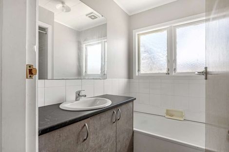 Photo of property in 1 Donna Street, Outer Kaiti, Gisborne, 4010