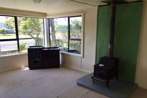 Photo of property in 49 Wharf Road, Karamea, 7893