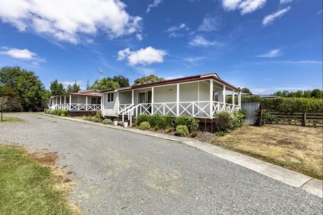 Photo of property in 16 Abbot Avenue, Waipawa, 4210