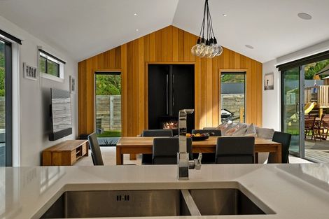 Photo of property in 7 Morepork Way, Arthurs Point, Queenstown, 9371