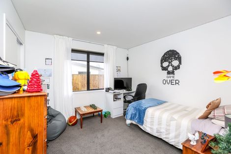 Photo of property in 23 Smith Street, Lepperton, New Plymouth, 4373