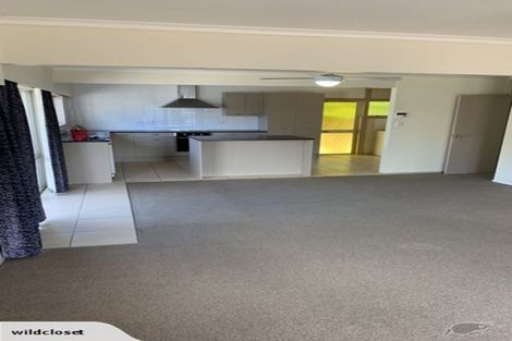 Photo of property in 94 Te Atatu Road, Te Atatu South, Auckland, 0610