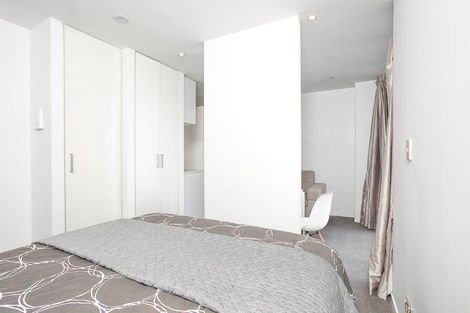 Photo of property in Queen's Residences, 2004/8 Airedale Street, Auckland Central, Auckland, 1010