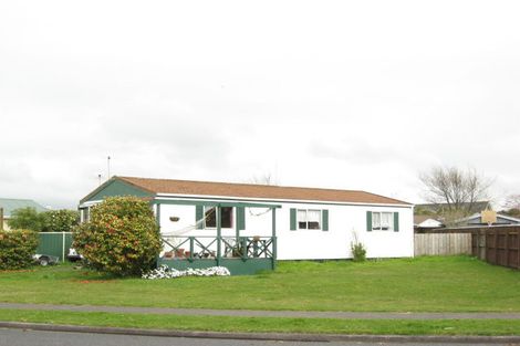 Photo of property in 6 Silvan Place, Bell Block, New Plymouth, 4312