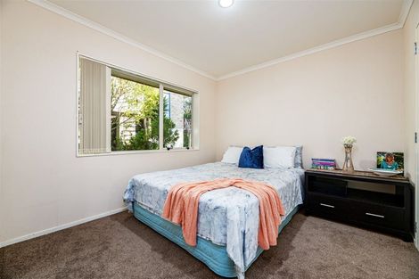Photo of property in 47 Hewlett Road, Massey, Auckland, 0614