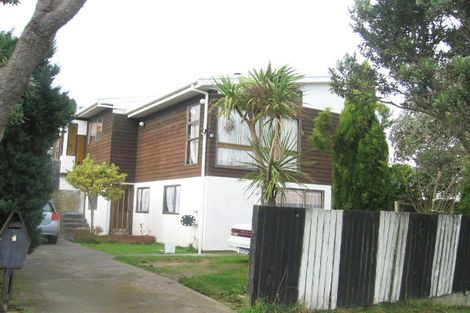 Photo of property in 4 Limerick Grove, Ascot Park, Porirua, 5024