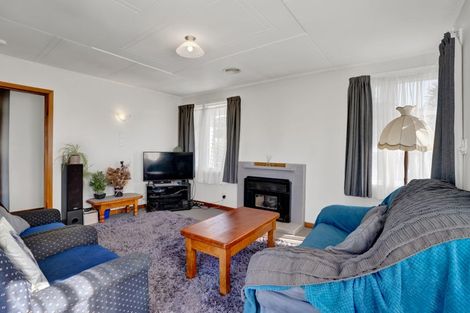 Photo of property in 6 Mahoe Street, Strandon, New Plymouth, 4312