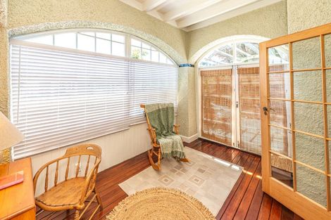 Photo of property in 299 Saint Hill Street, Whanganui, 4500