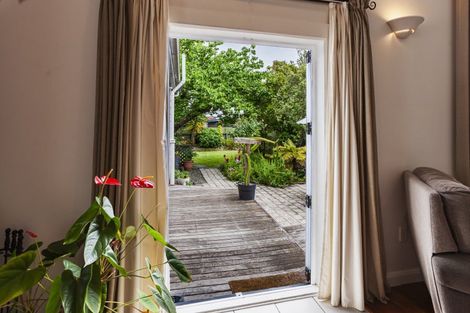 Photo of property in 149 Wellesley Road, Napier South, Napier, 4110