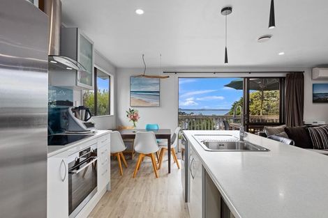 Photo of property in 34b Totara Road, Stanmore Bay, Whangaparaoa, 0932