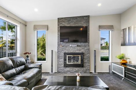 Photo of property in 19 Ernest Kemp Rise, Wharewaka, Taupo, 3330