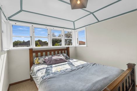 Photo of property in 11 Victory Place, Aramoho, Whanganui, 4500