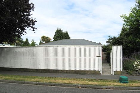 Photo of property in 8 Yardley Street, Avonhead, Christchurch, 8042