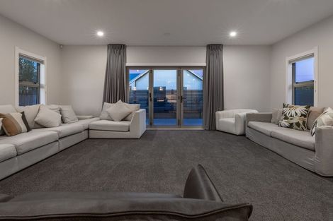 Photo of property in 37 Fairfield Road, Levin, 5510