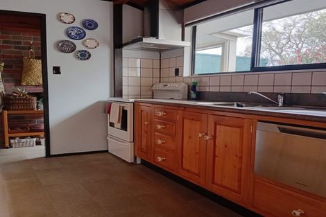 Photo of property in 12 Deller Drive, Carterton, 5713